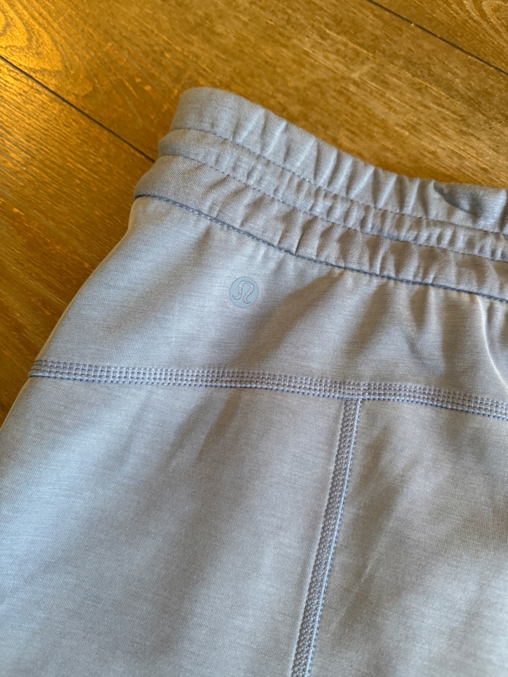 Lululemon Blue Gray Pull-On Athletic Shorts Size 14 - Picture 4 of 4